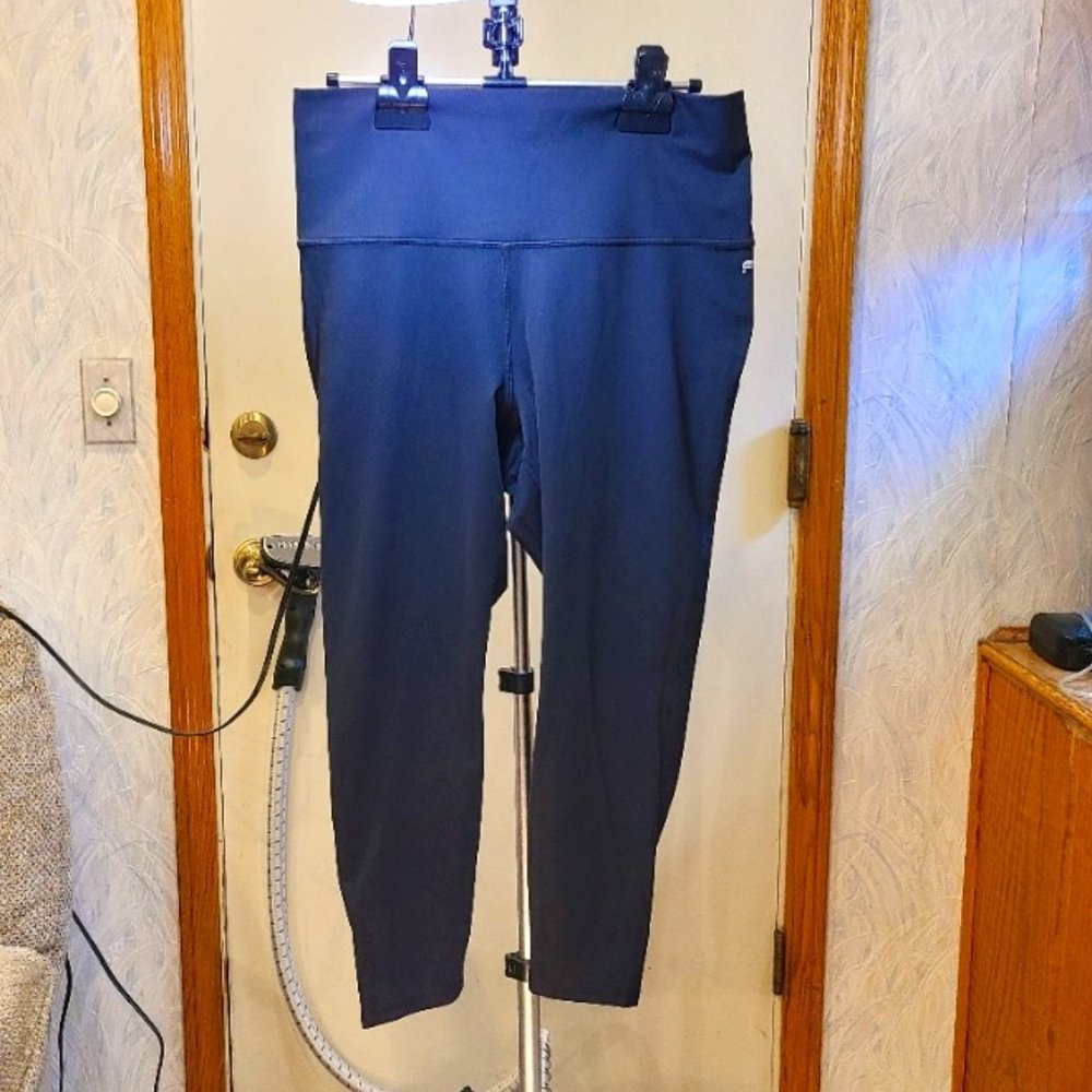 Fabletics Pure Luxe